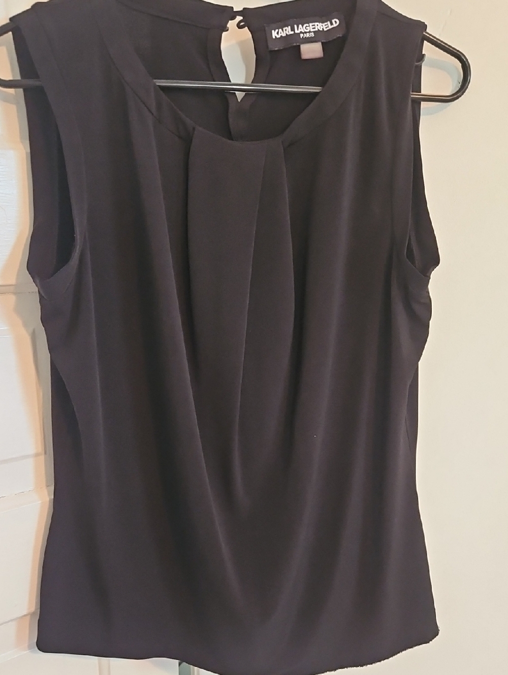 Karl Lagerfeld Black Sleeveless Pleated Front Camisole